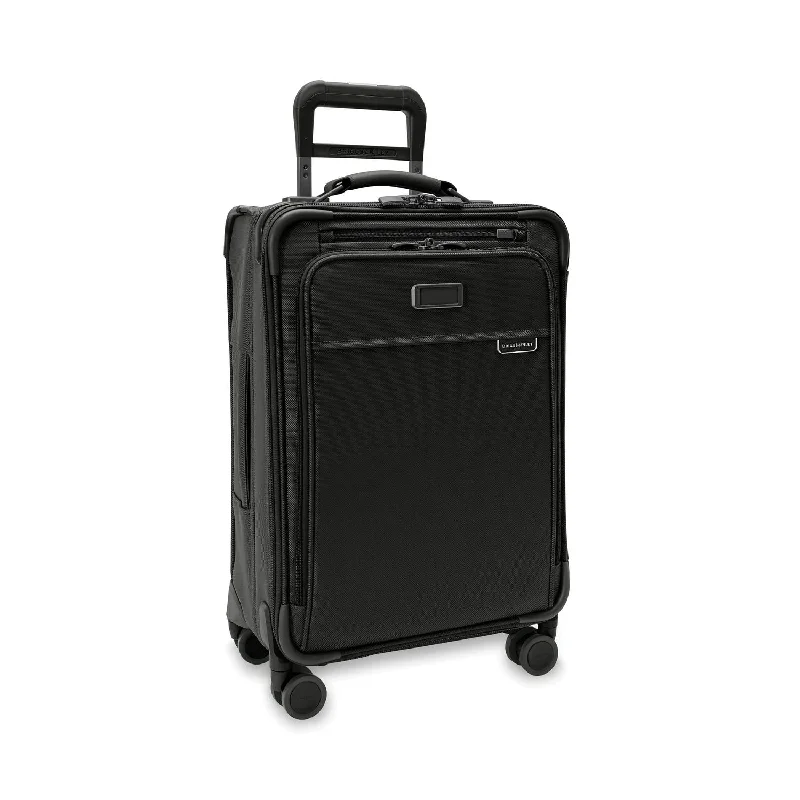 Briggs & Riley Baseline BLU122CXSP Essential Carry-on Spinner