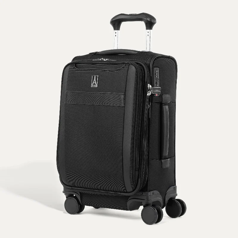 VersaPack®+ Carry-On Spinner