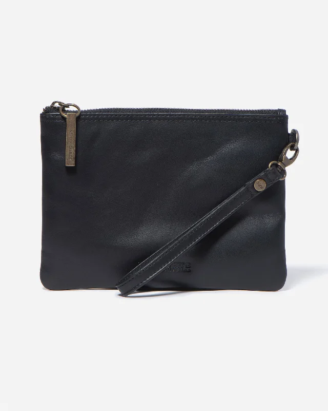 Cassie Clutch - Classic