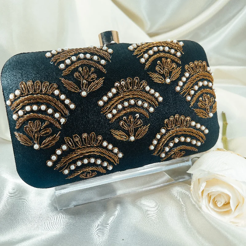 KIARA Clutch (Black)